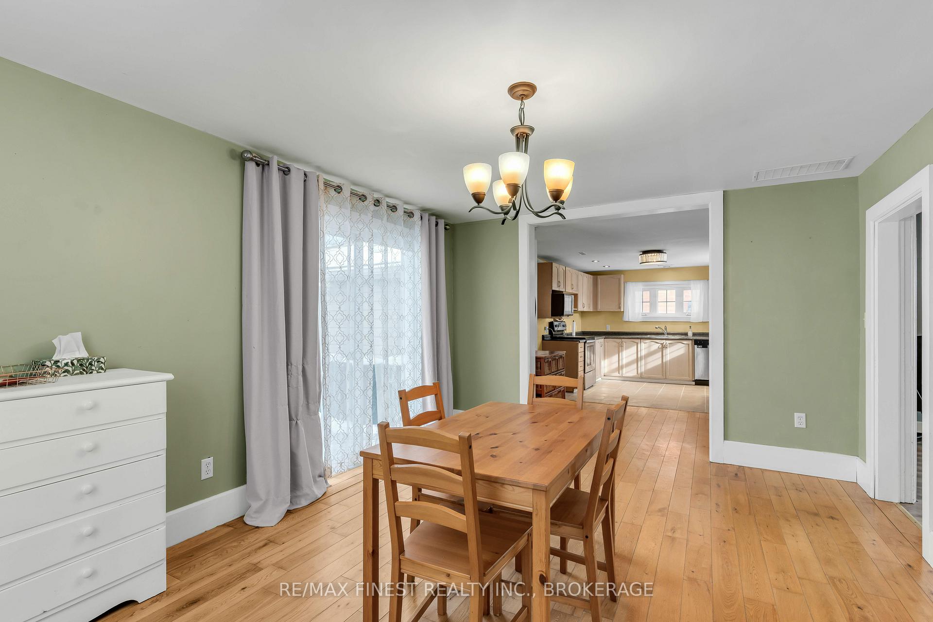Photo 10 of 763 King Street W, Kingston, Central City West — HOMEH