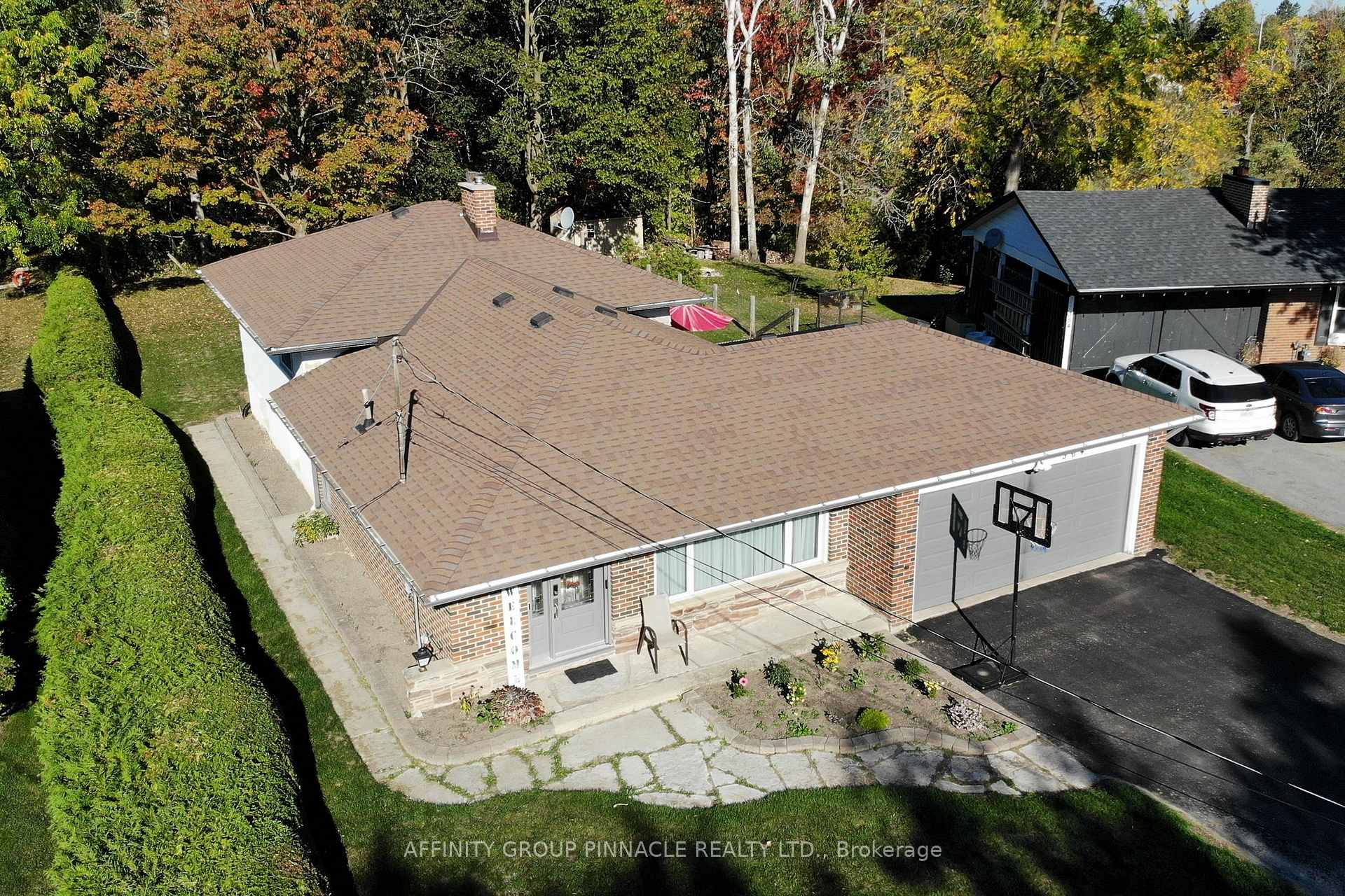 Photo 2 of 364 Riverdale Road, Brock, Beaverton — HOMEH