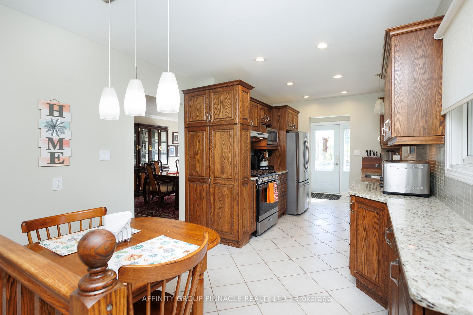 Photo 21 of 364 Riverdale Road, Brock, Beaverton — HOMEH