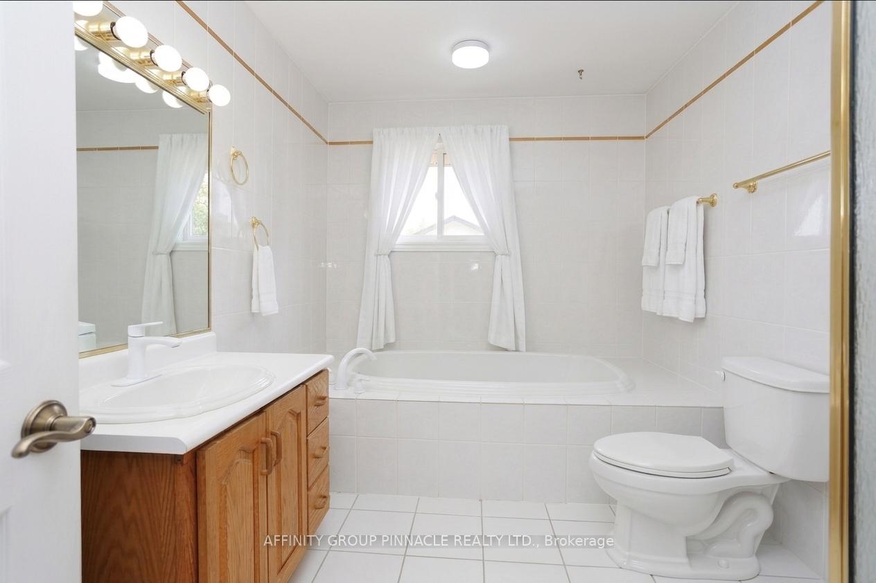 Photo 28 of 364 Riverdale Road, Brock, Beaverton — HOMEH