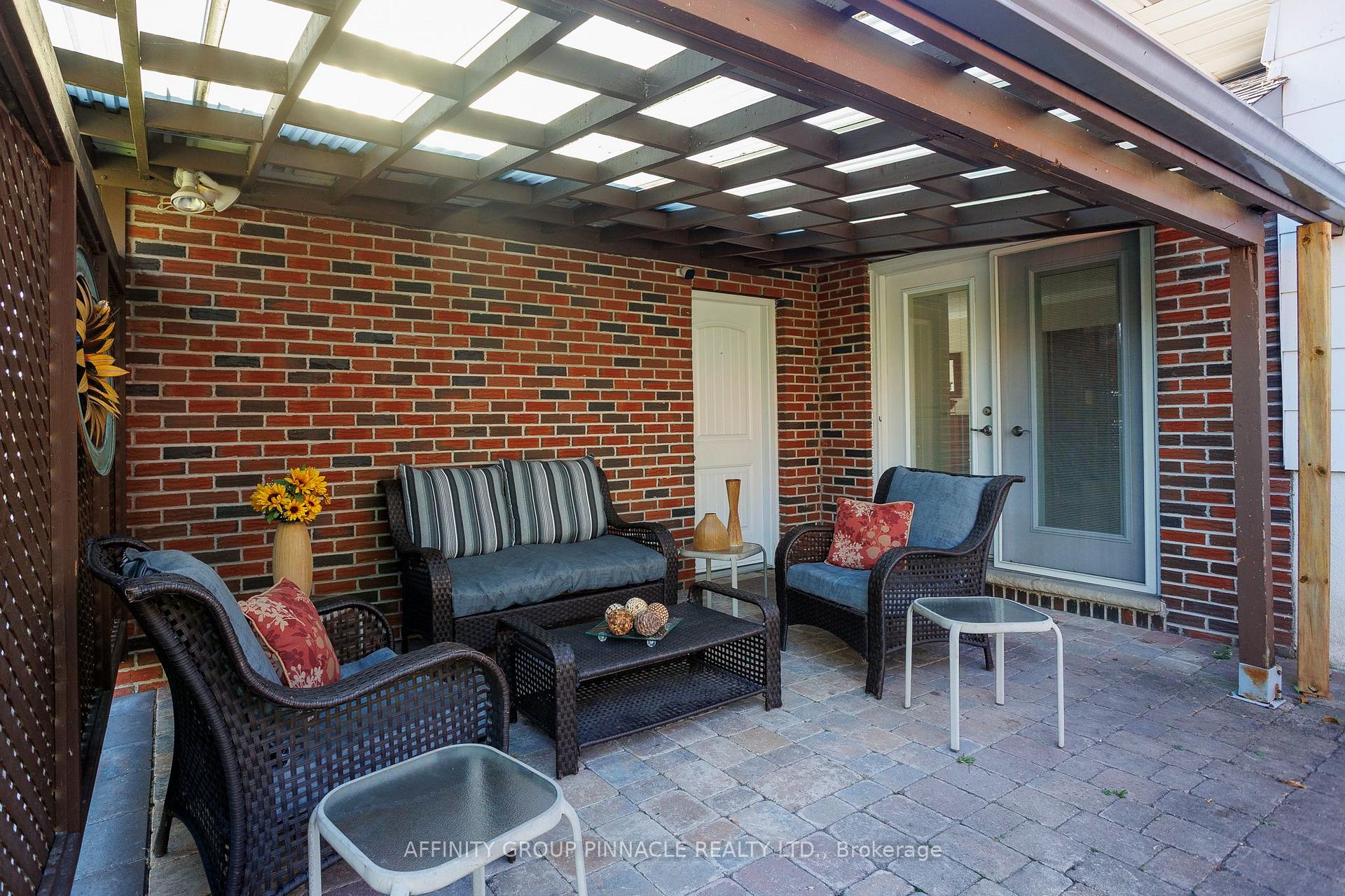 Photo 39 of 364 Riverdale Road, Brock, Beaverton — HOMEH