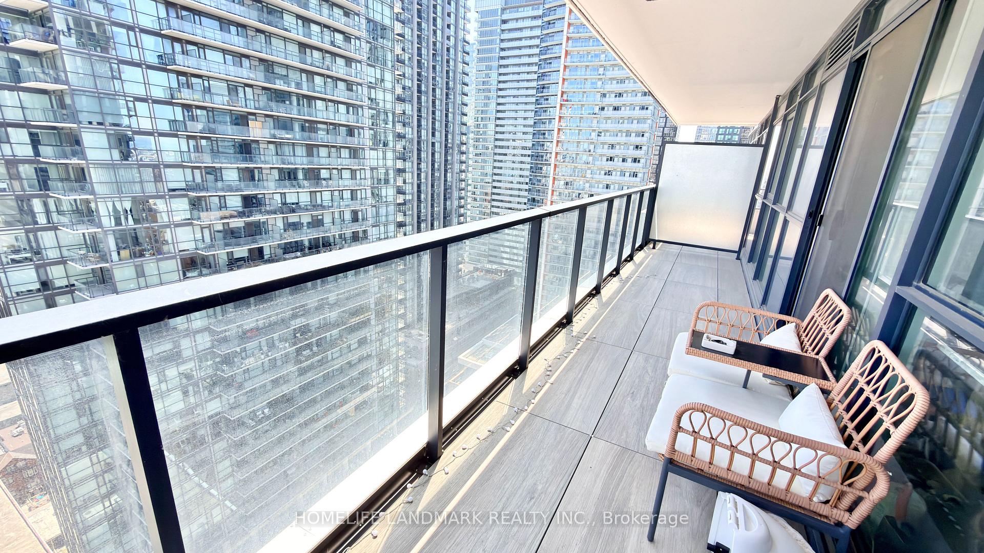 Photo 10 of Unit 3205, 38 Widmer Street, Toronto, Waterfront Communities — HOMEH