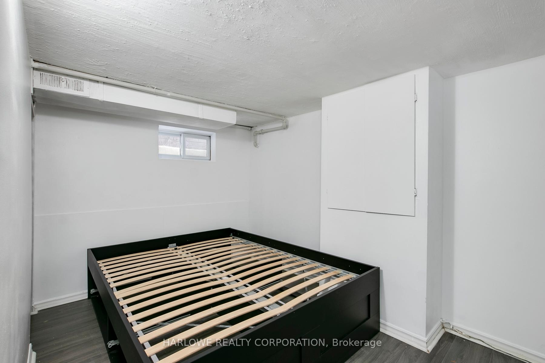 Photo 35 of 61 Castleton Avenue, Toronto, Rockcliffe-Smythe — HOMEH