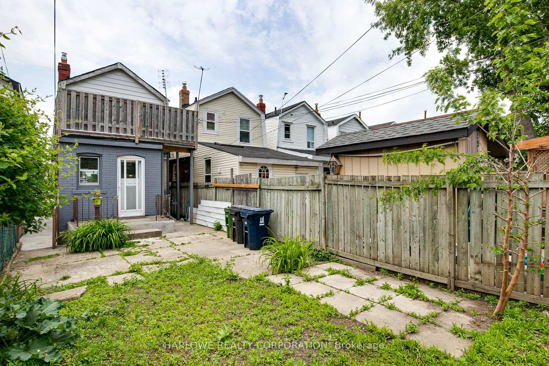 Photo 39 of 61 Castleton Avenue, Toronto, Rockcliffe-Smythe — HOMEH