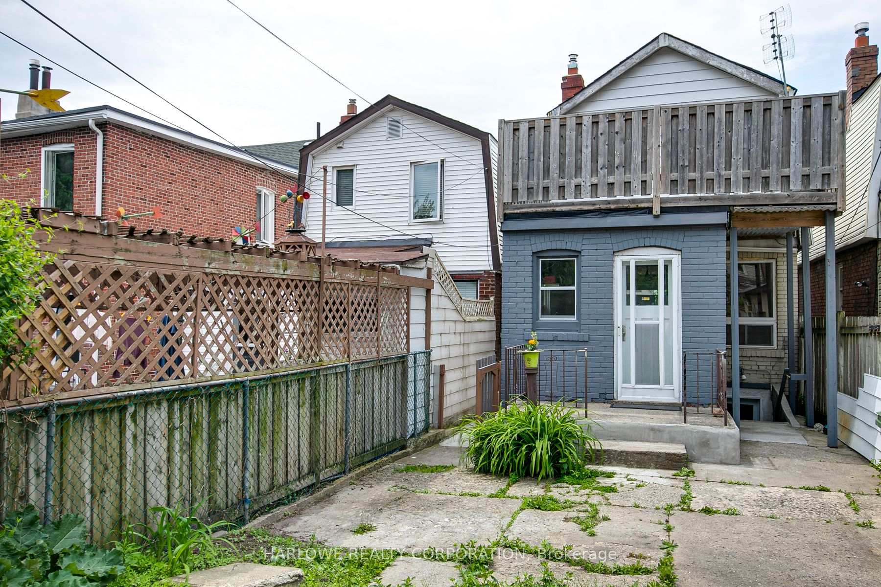 Photo 41 of 61 Castleton Avenue, Toronto, Rockcliffe-Smythe — HOMEH
