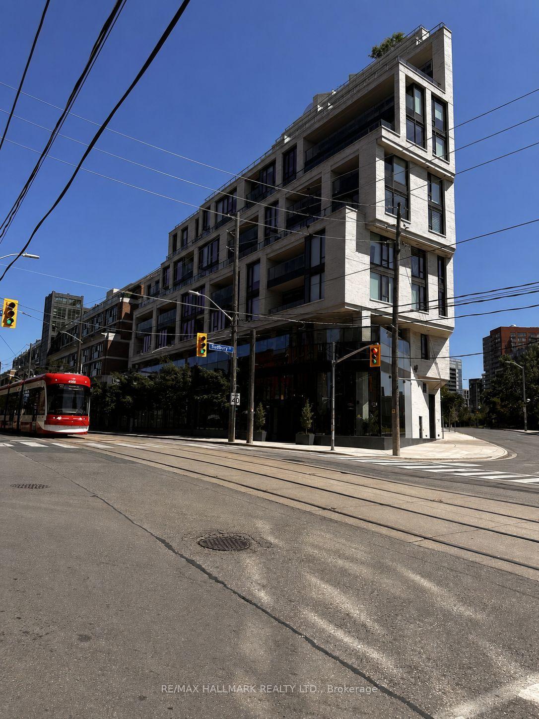 Photo 3 of Unit 810, 200 Sudbury Street, Toronto, Little Portugal — HOMEH