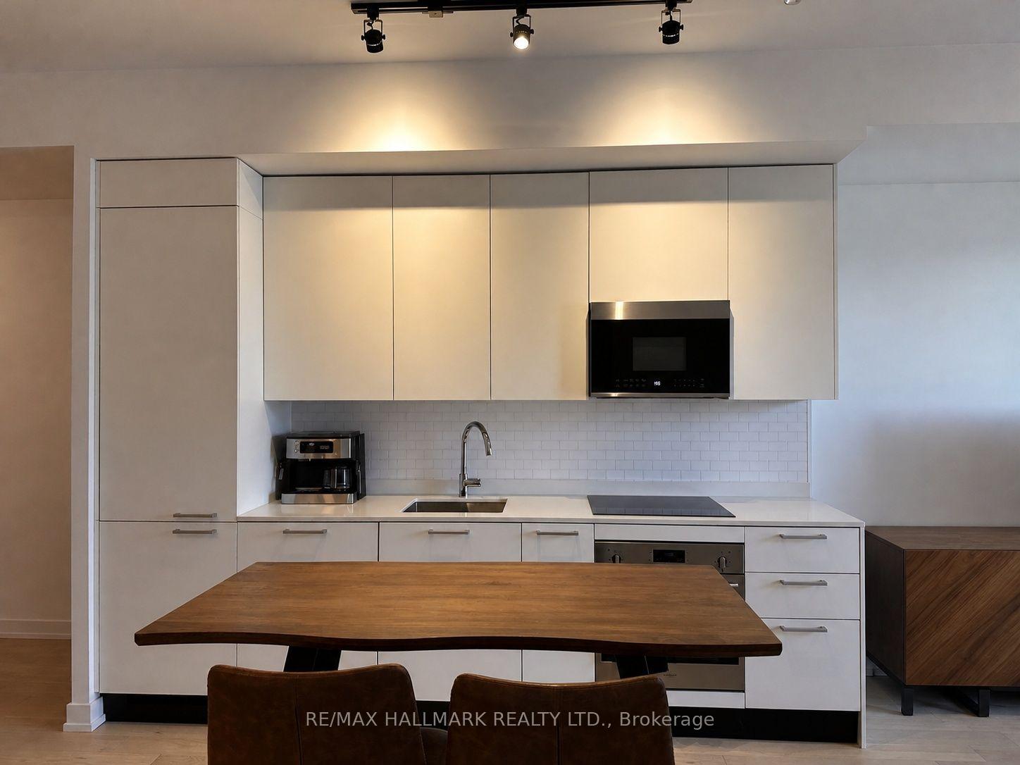Photo 19 of Unit 810, 200 Sudbury Street, Toronto, Little Portugal — HOMEH