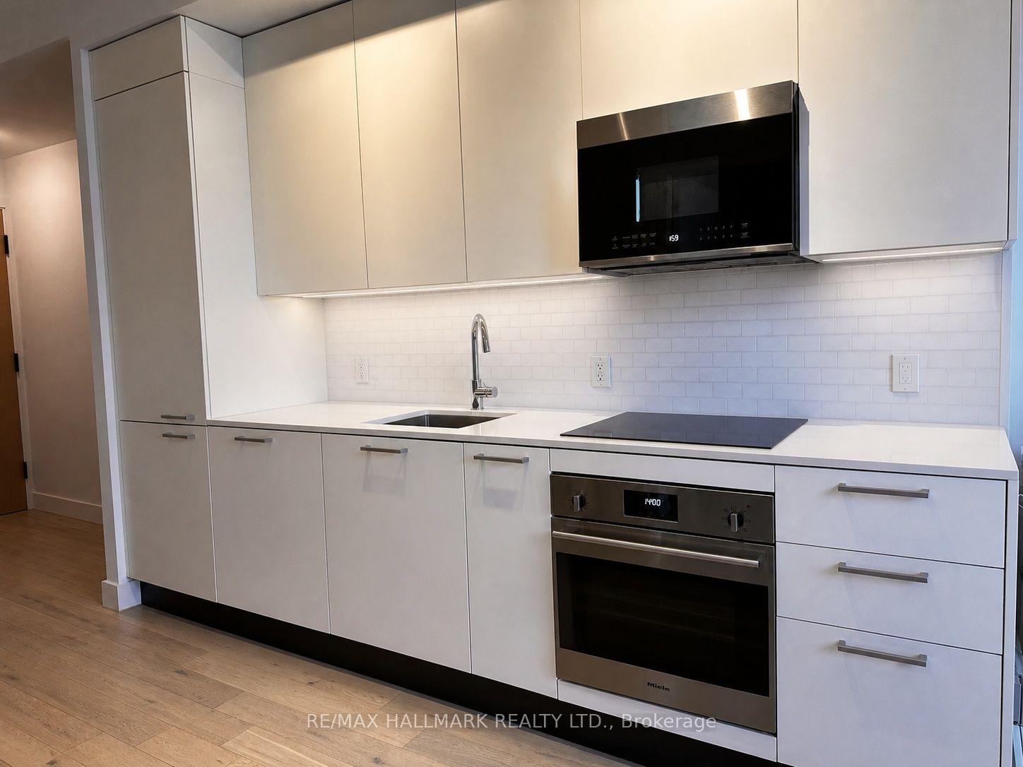 Photo 20 of Unit 810, 200 Sudbury Street, Toronto, Little Portugal — HOMEH