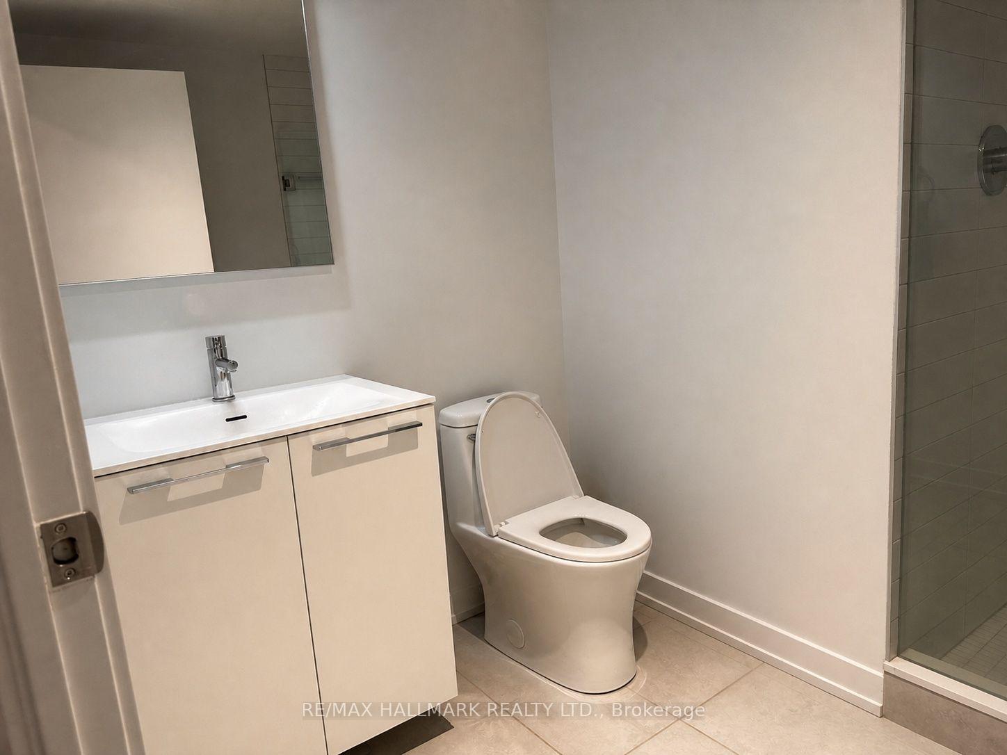 Photo 24 of Unit 810, 200 Sudbury Street, Toronto, Little Portugal — HOMEH