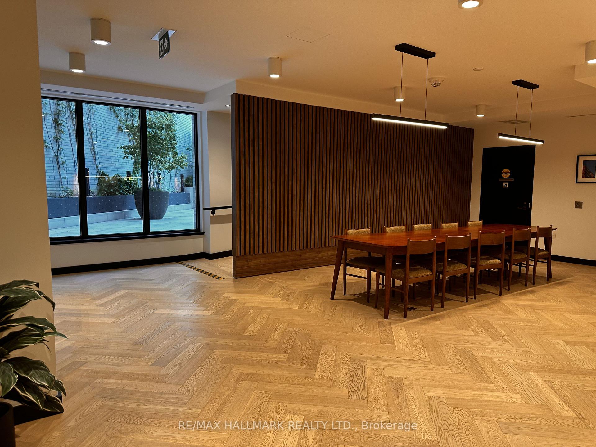 Photo 28 of Unit 810, 200 Sudbury Street, Toronto, Little Portugal — HOMEH
