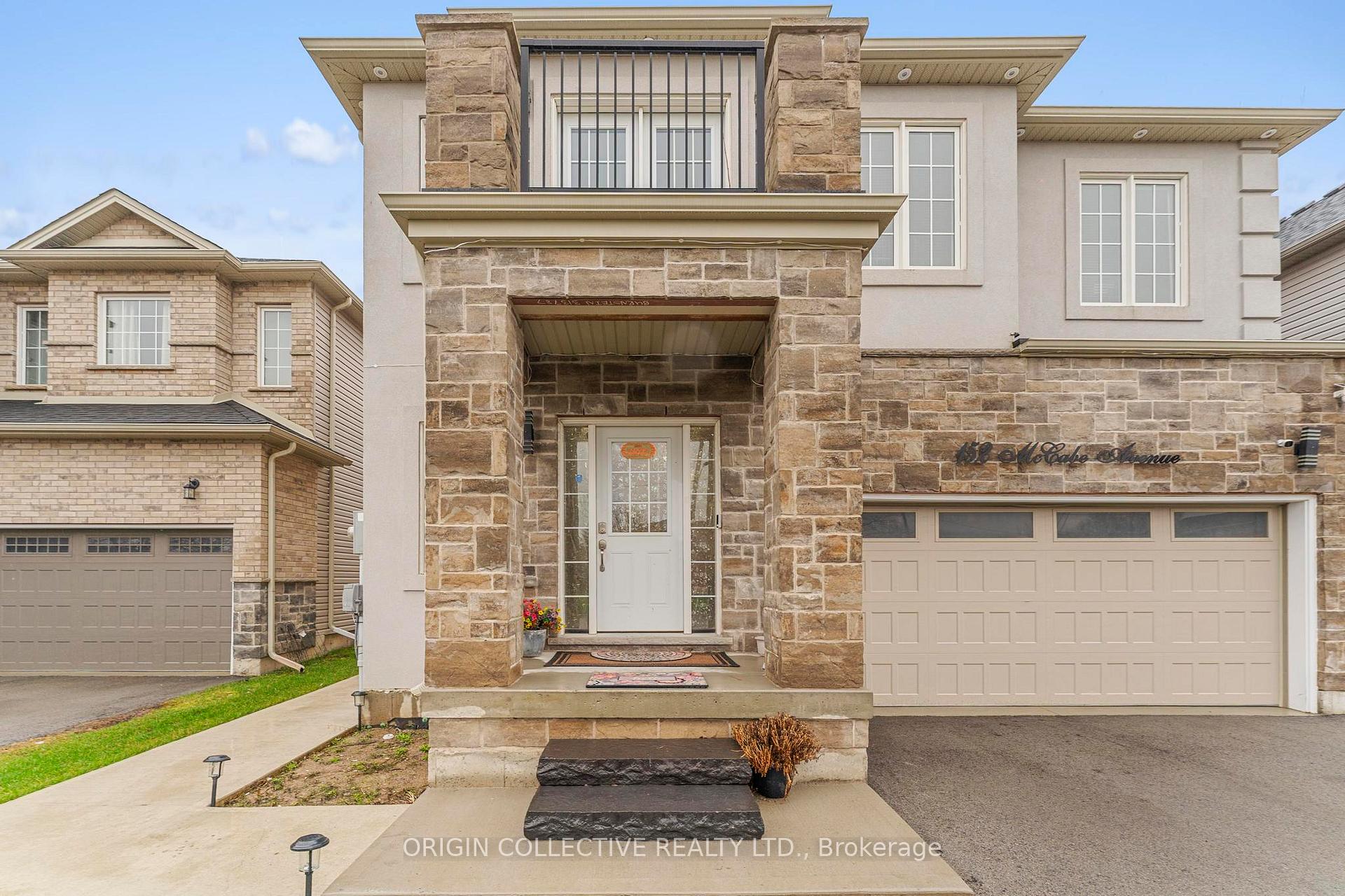Photo 3 of 152 Mccabe Avenue, Welland, Lincoln/Crowland — HOMEH