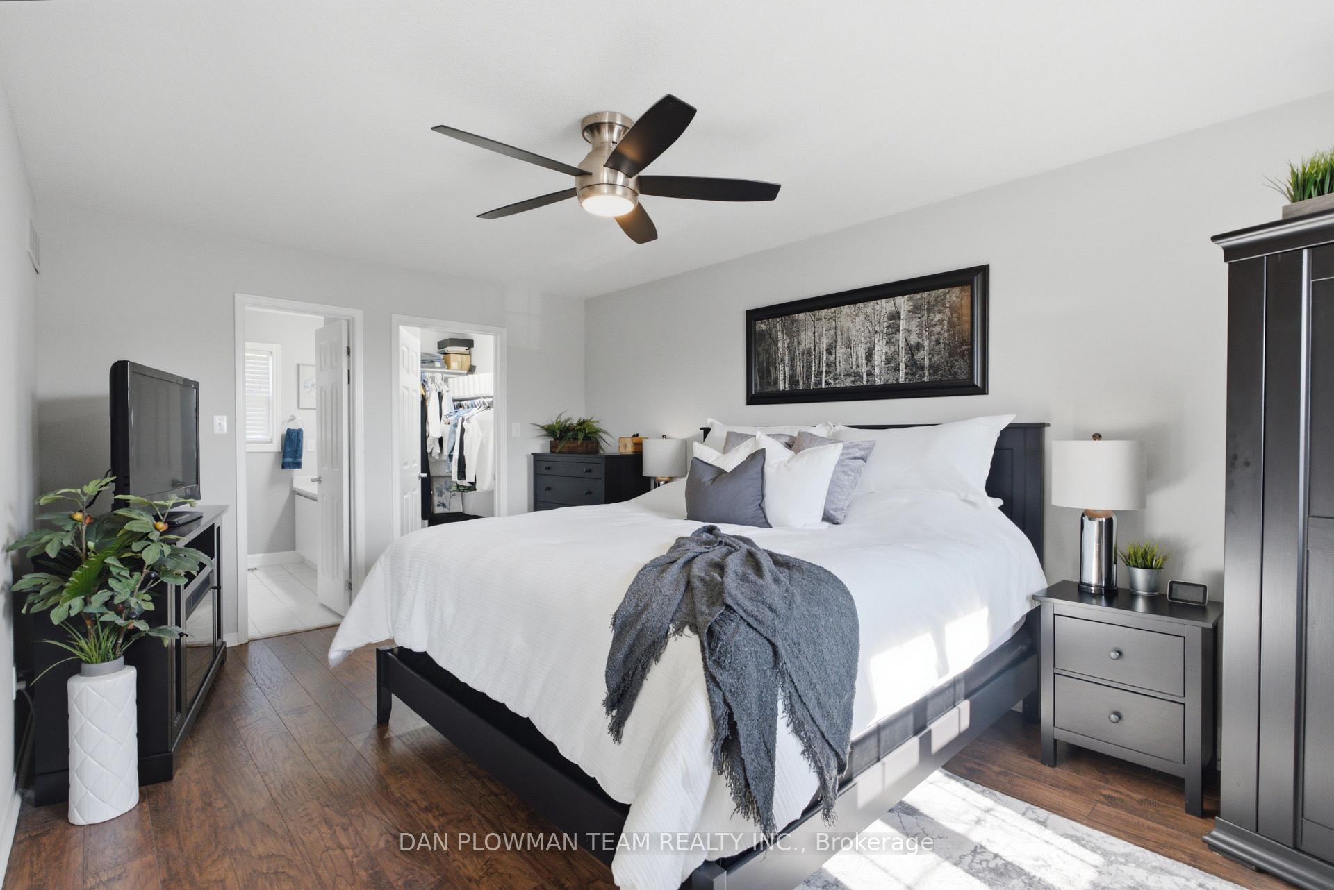 Photo 15 of 1 Murkar Crescent, Whitby, Blue Grass Meadows — HOMEH