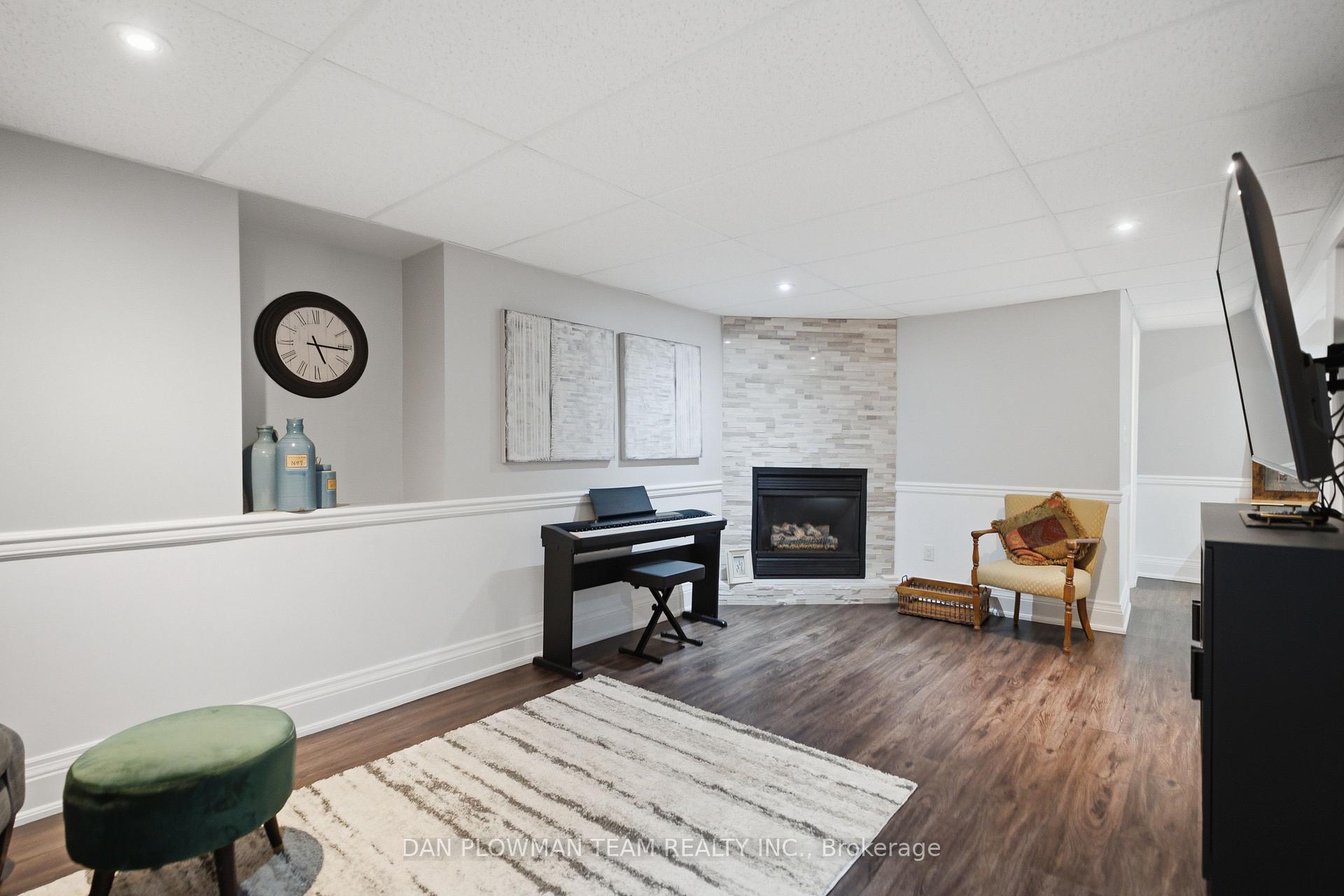 Photo 28 of 1 Murkar Crescent, Whitby, Blue Grass Meadows — HOMEH