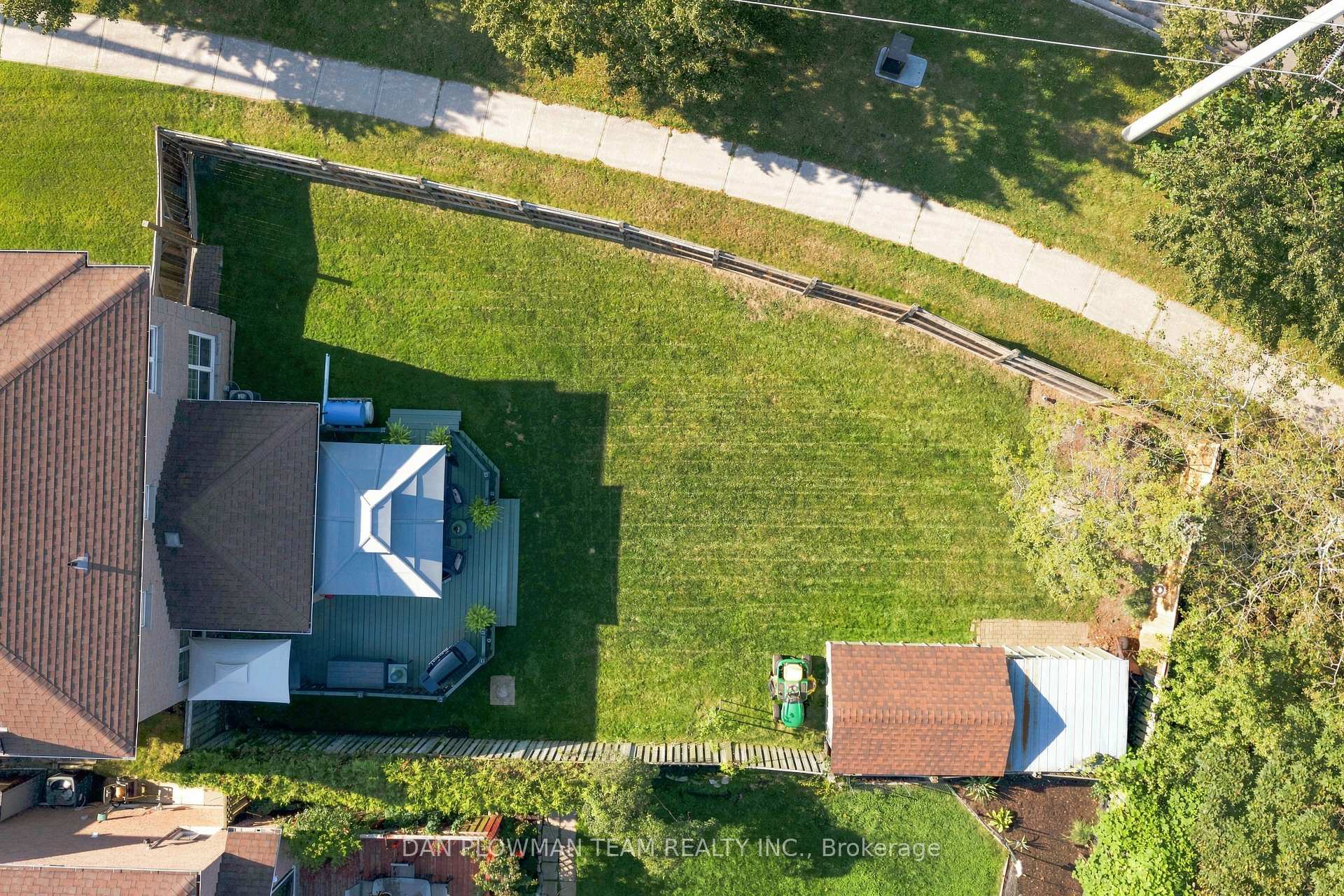 Photo 40 of 1 Murkar Crescent, Whitby, Blue Grass Meadows — HOMEH