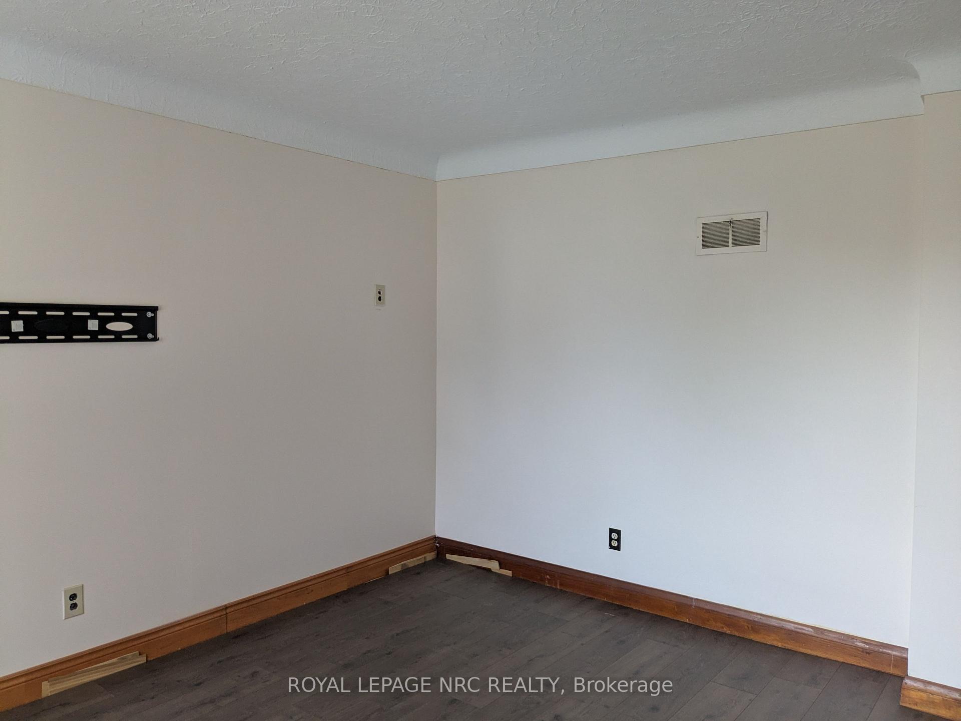 Photo 6 of Unit Upper, 187 Neff Street, Port Colborne, Main Street — HOMEH