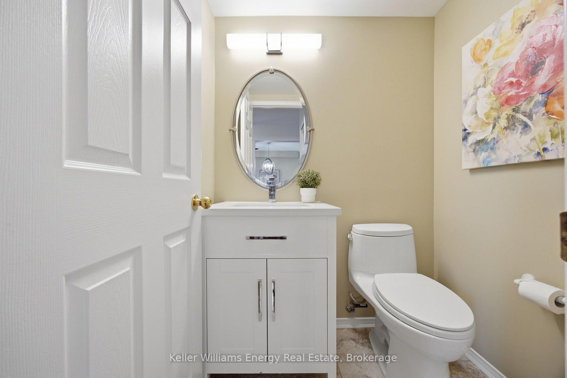 Photo 14 of 43 Knotty Pine Drive, Whitby, Williamsburg — HOMEH