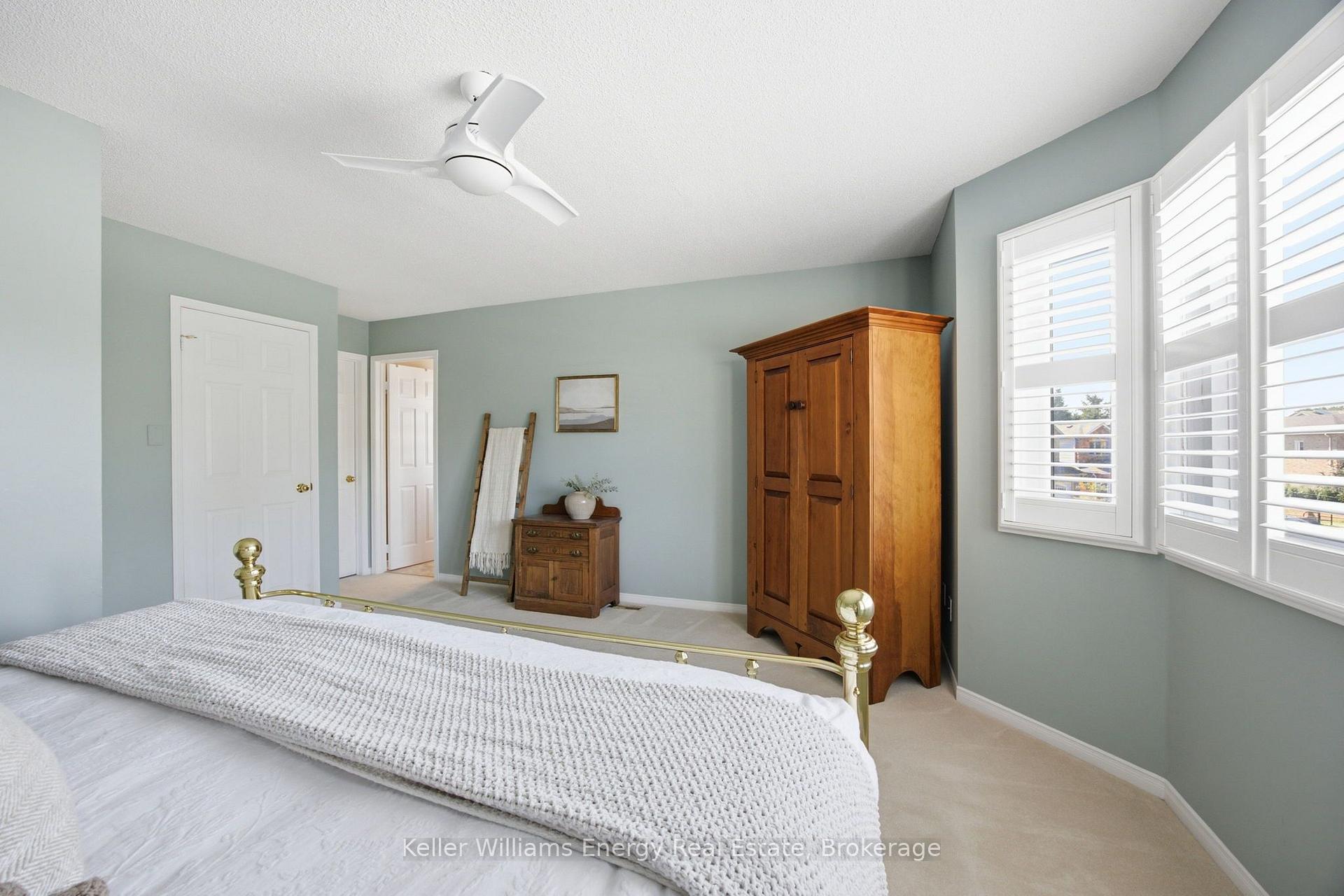 Photo 16 of 43 Knotty Pine Drive, Whitby, Williamsburg — HOMEH