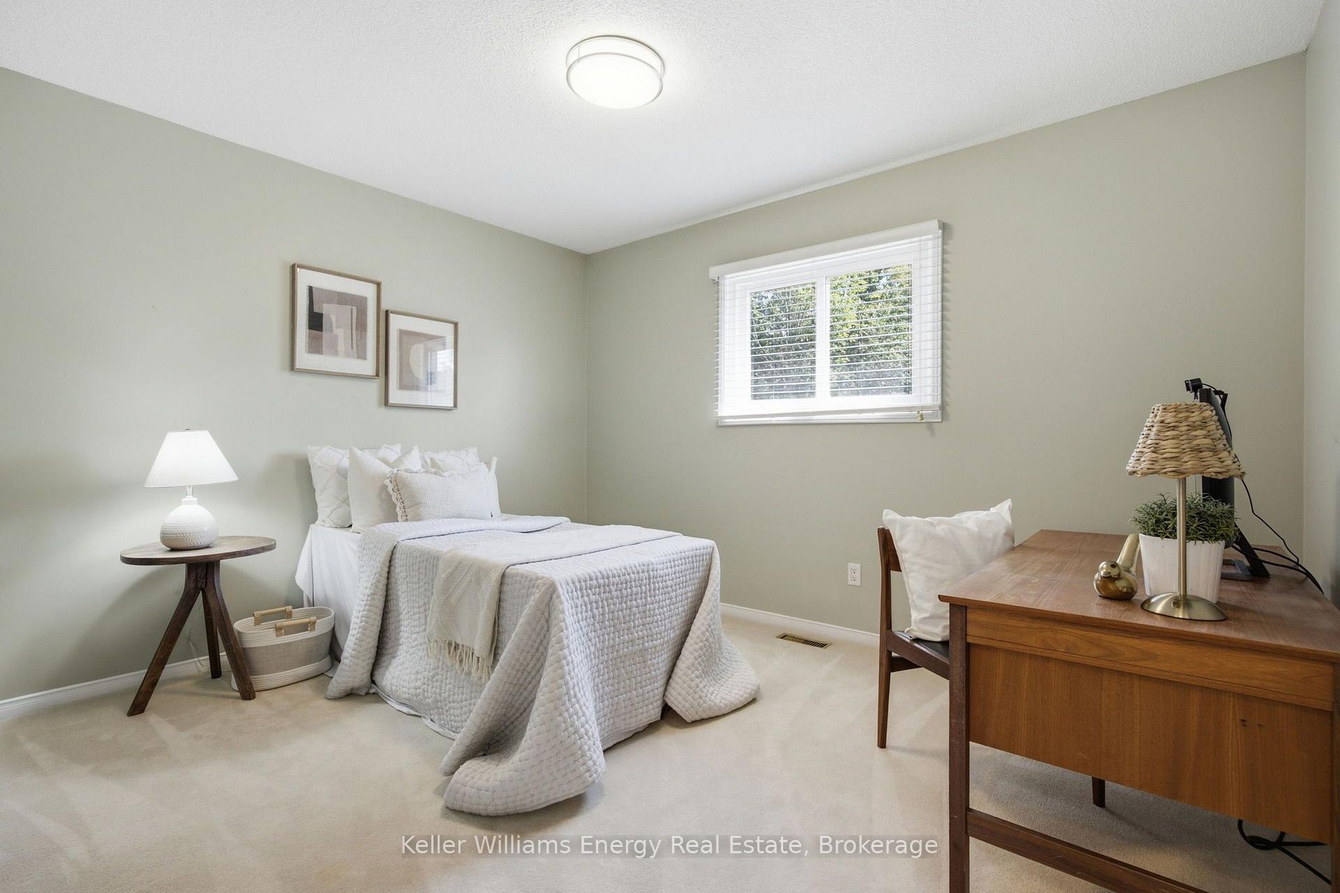 Photo 19 of 43 Knotty Pine Drive, Whitby, Williamsburg — HOMEH