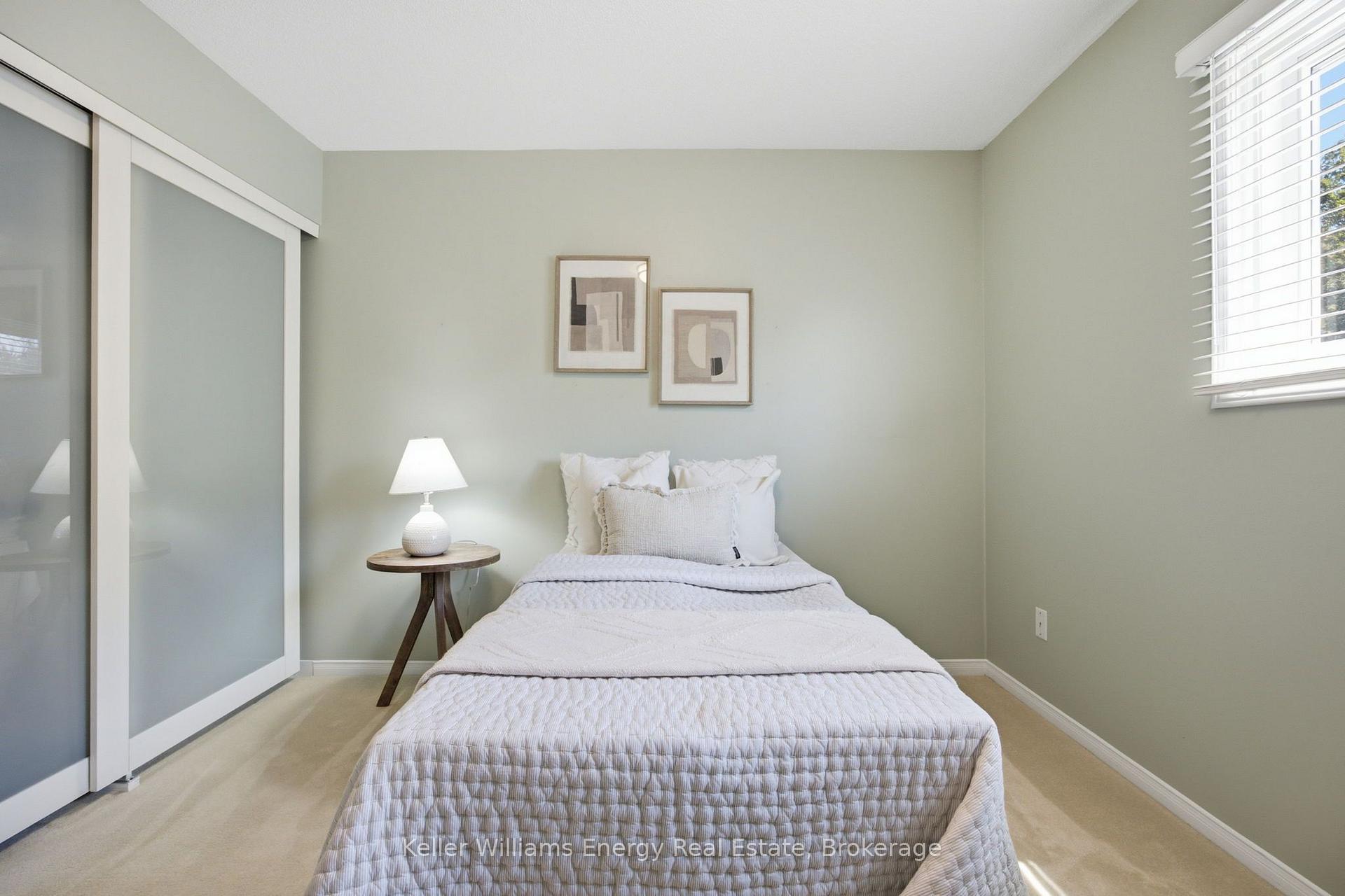 Photo 20 of 43 Knotty Pine Drive, Whitby, Williamsburg — HOMEH