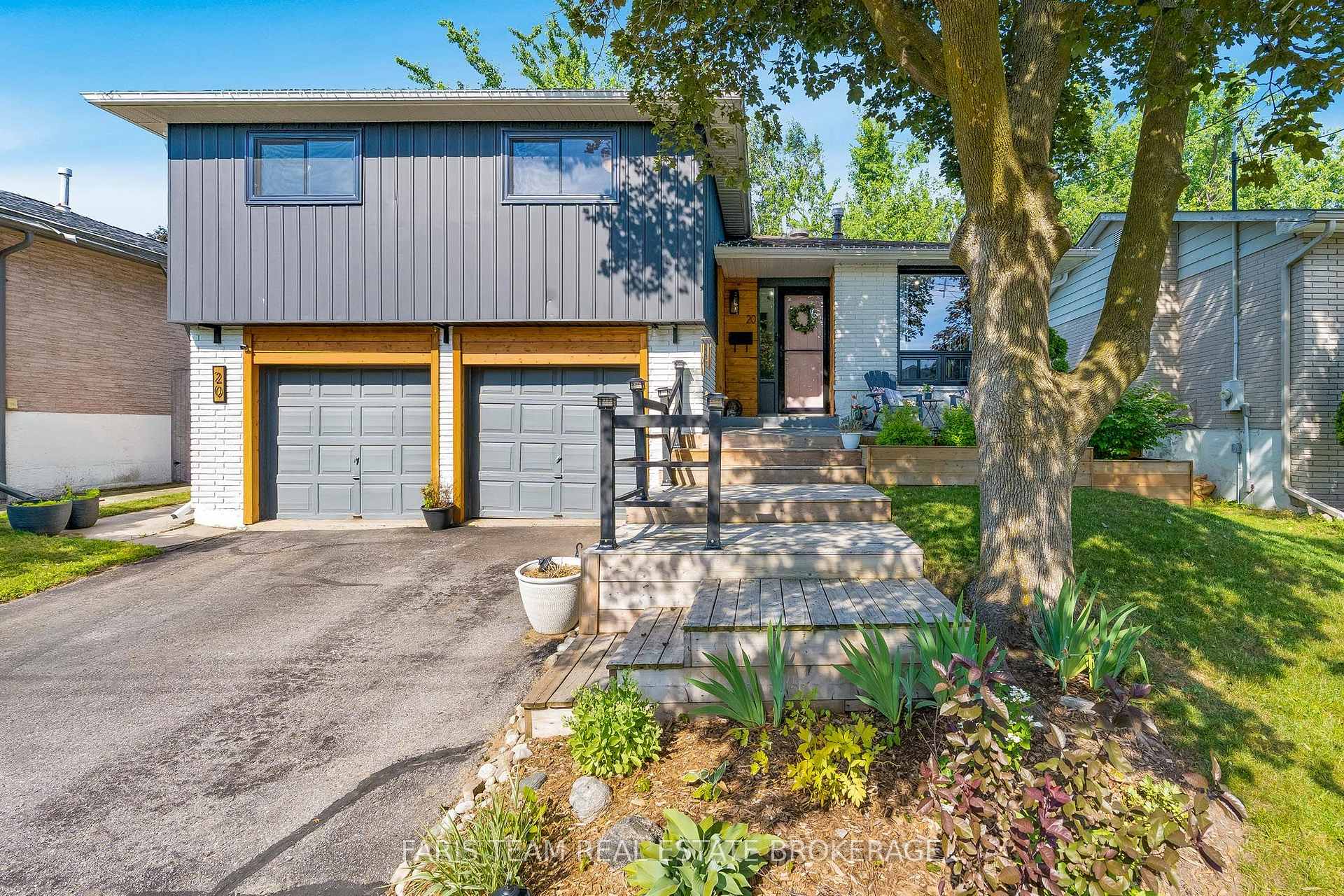 Photo 1 of 20 Carol Road, Barrie, Allandale Heights — HOMEH