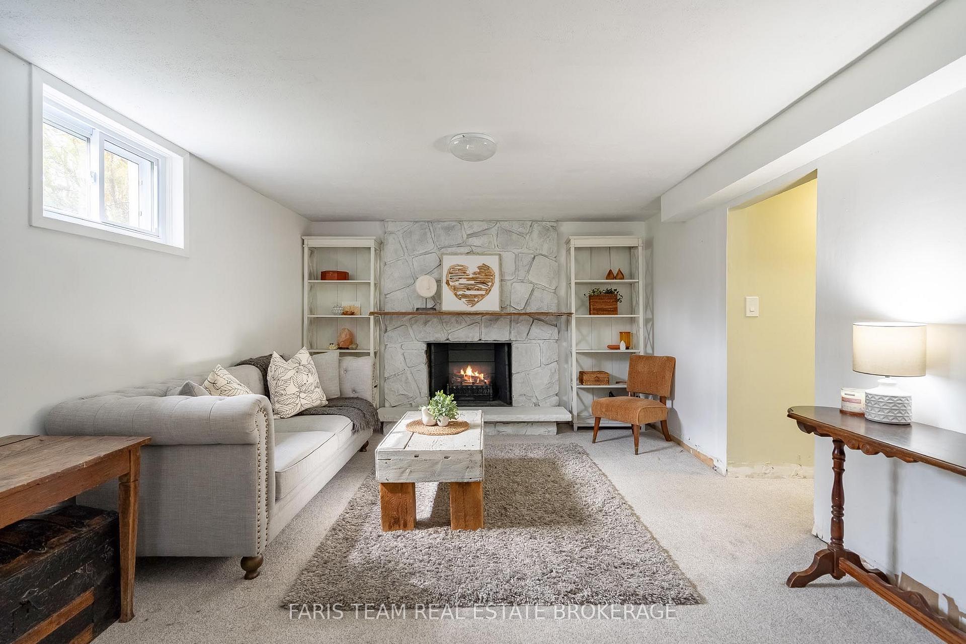 Photo 21 of 20 Carol Road, Barrie, Allandale Heights — HOMEH