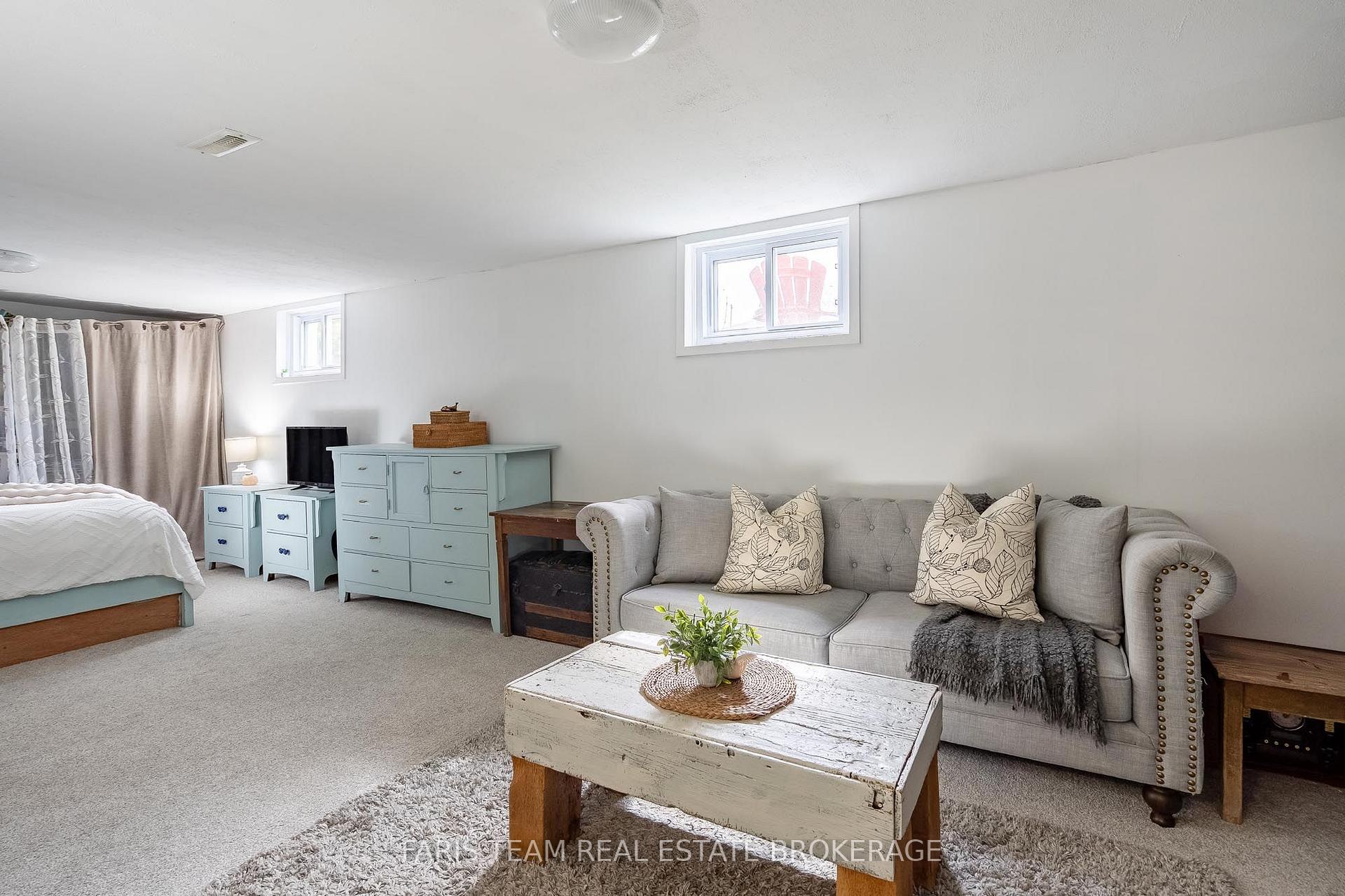 Photo 22 of 20 Carol Road, Barrie, Allandale Heights — HOMEH
