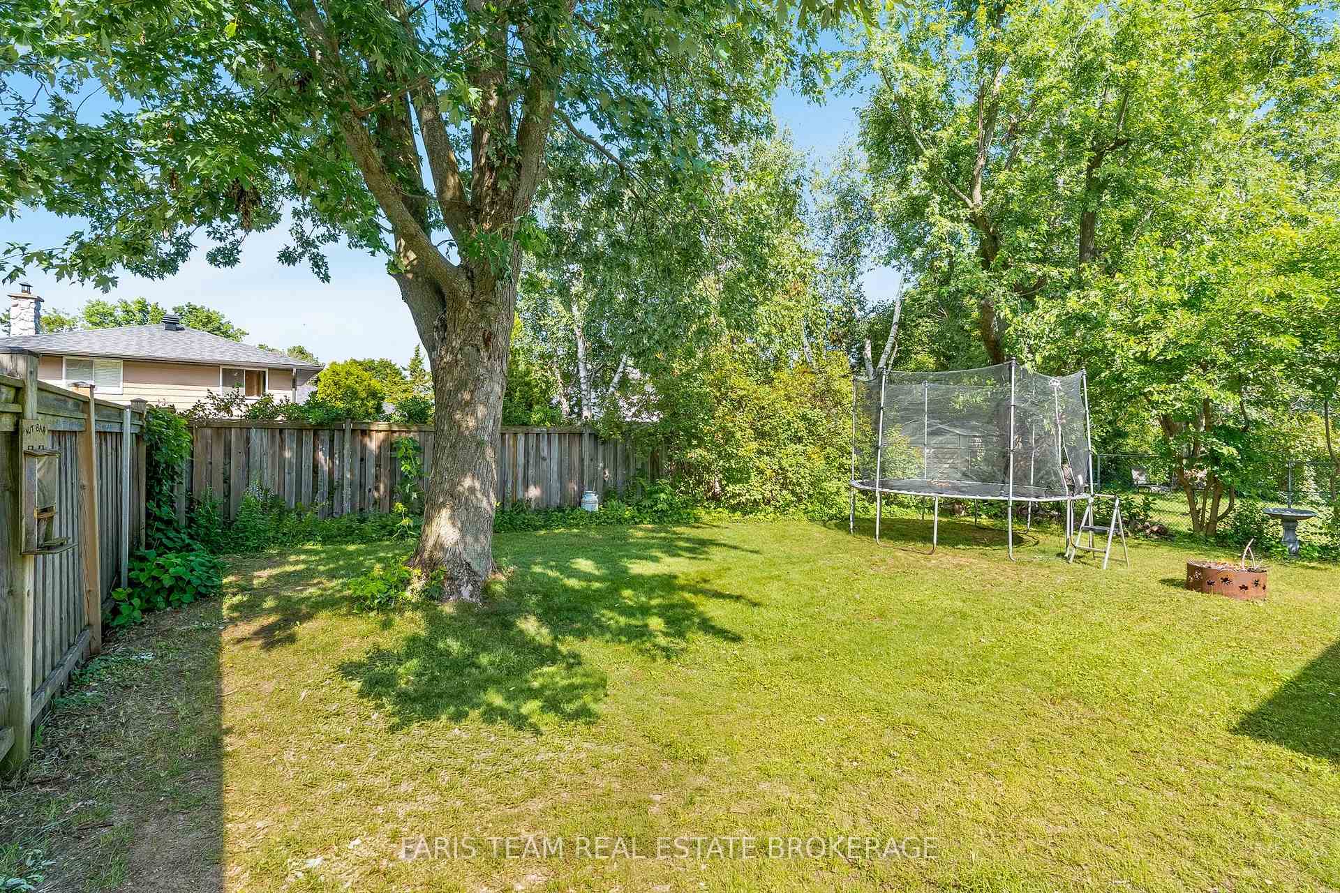 Photo 29 of 20 Carol Road, Barrie, Allandale Heights — HOMEH