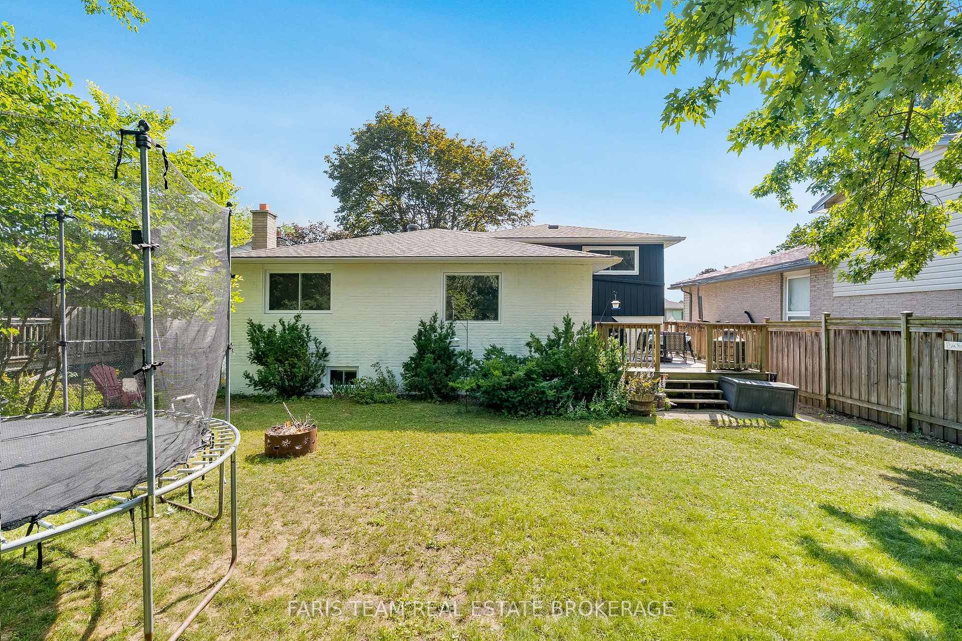 Photo 30 of 20 Carol Road, Barrie, Allandale Heights — HOMEH