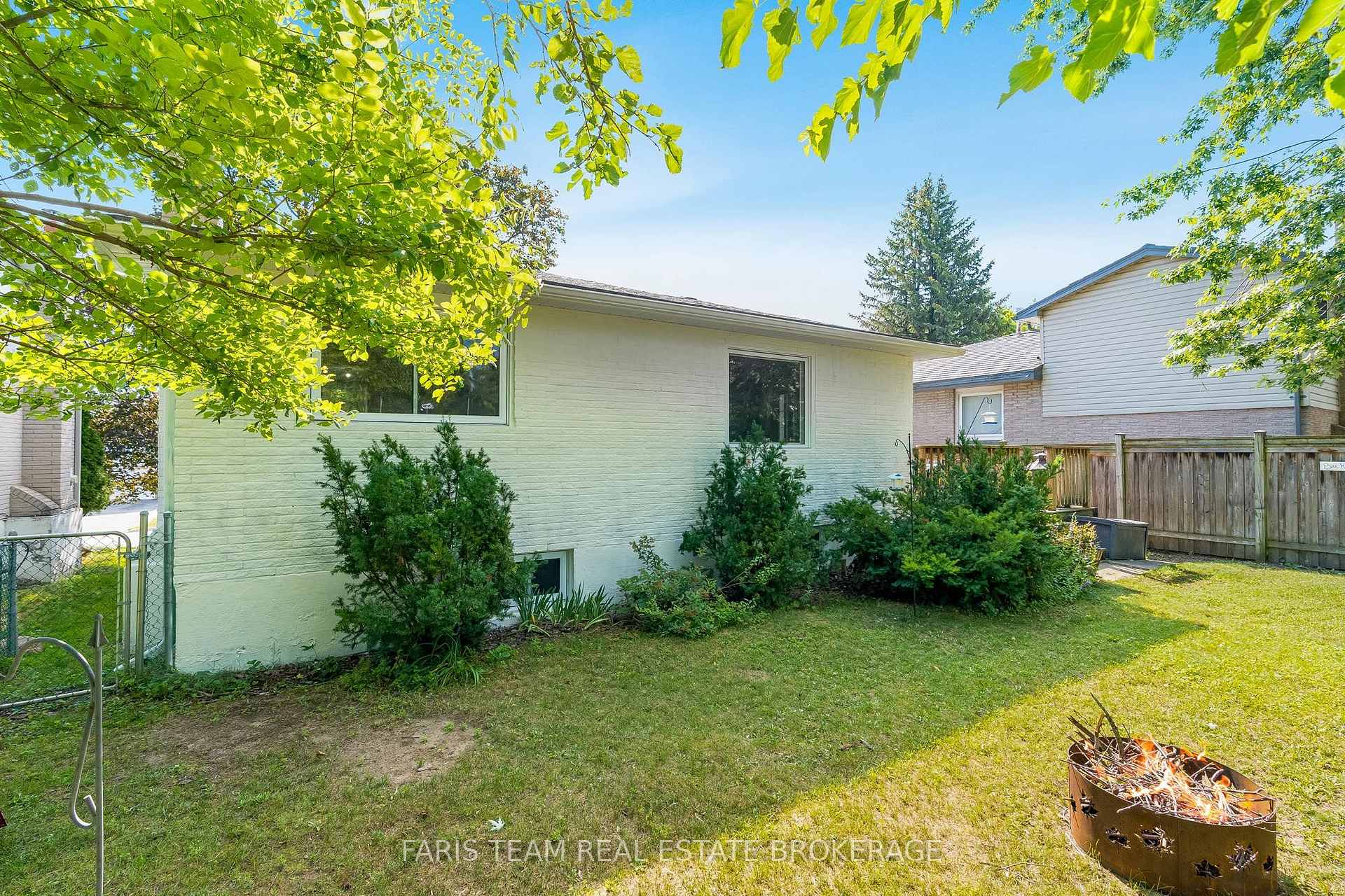 Photo 31 of 20 Carol Road, Barrie, Allandale Heights — HOMEH