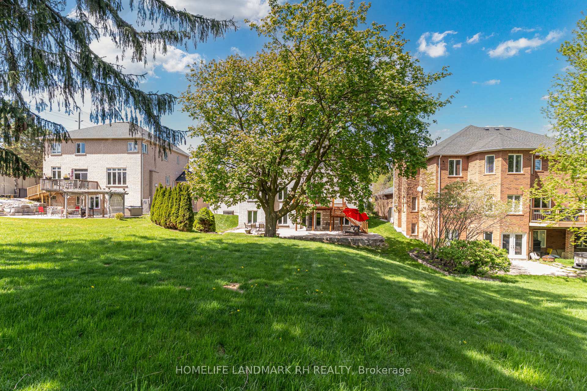 Photo 45 of 385 Kennedy Street W, Aurora, Aurora Highlands — HOMEH