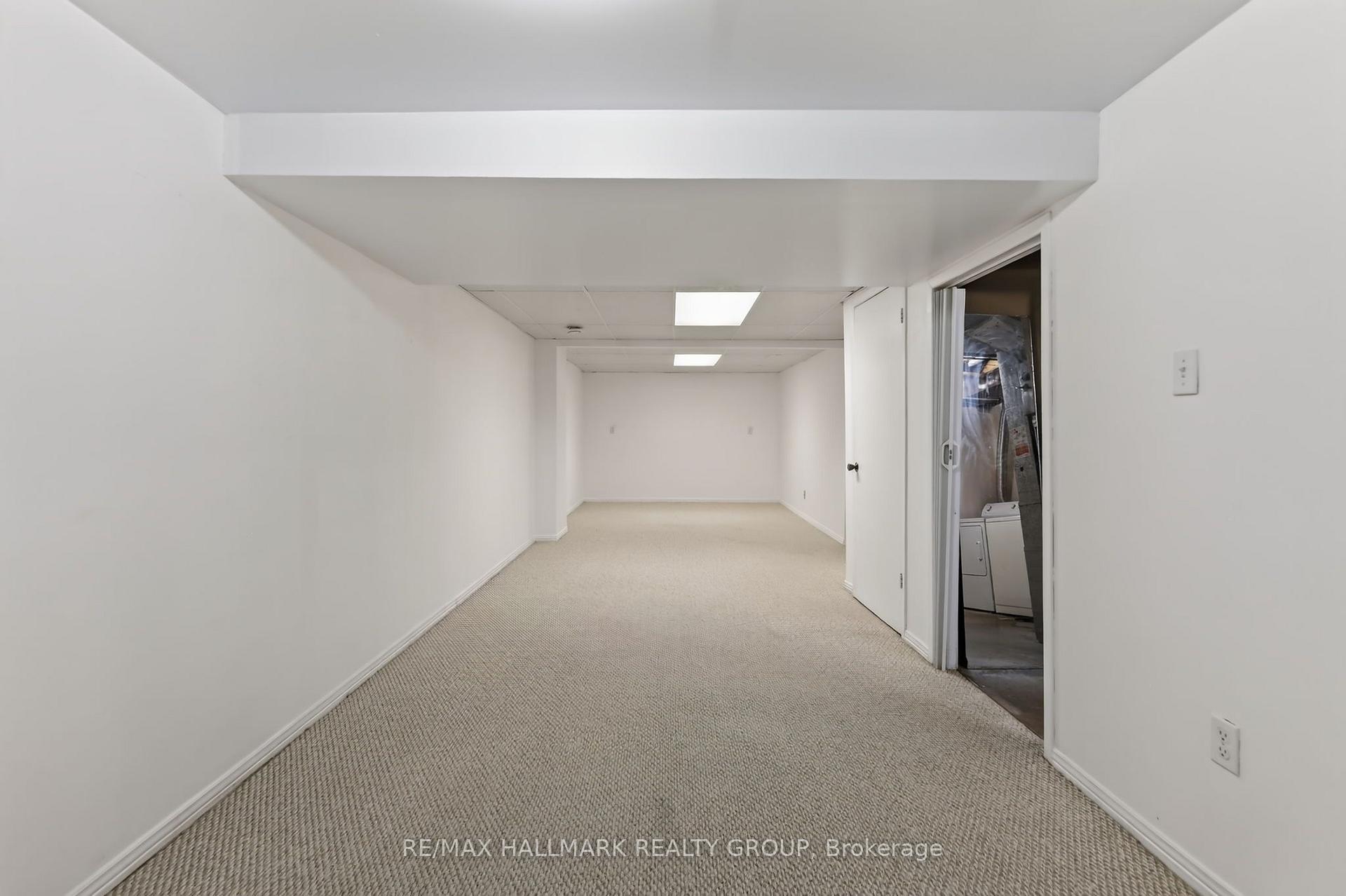 Photo 38 of 704 Malibu Terrace, Ottawa, Courtland Park — HOMEH