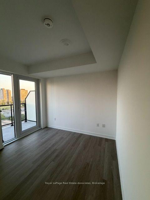 Photo 1 of Unit 1408, 15 David Salomon Drive, Toronto, Flemingdon Park — HOMEH