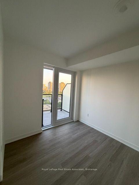 Photo 3 of Unit 1408, 15 David Salomon Drive, Toronto, Flemingdon Park — HOMEH