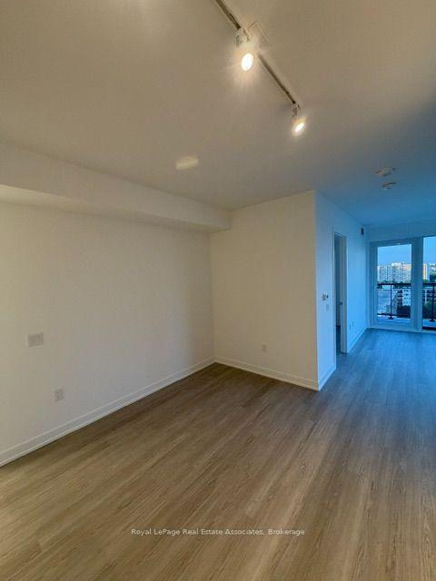 Photo 11 of Unit 1408, 15 David Salomon Drive, Toronto, Flemingdon Park — HOMEH