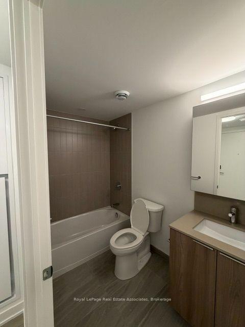 Photo 12 of Unit 1408, 15 David Salomon Drive, Toronto, Flemingdon Park — HOMEH