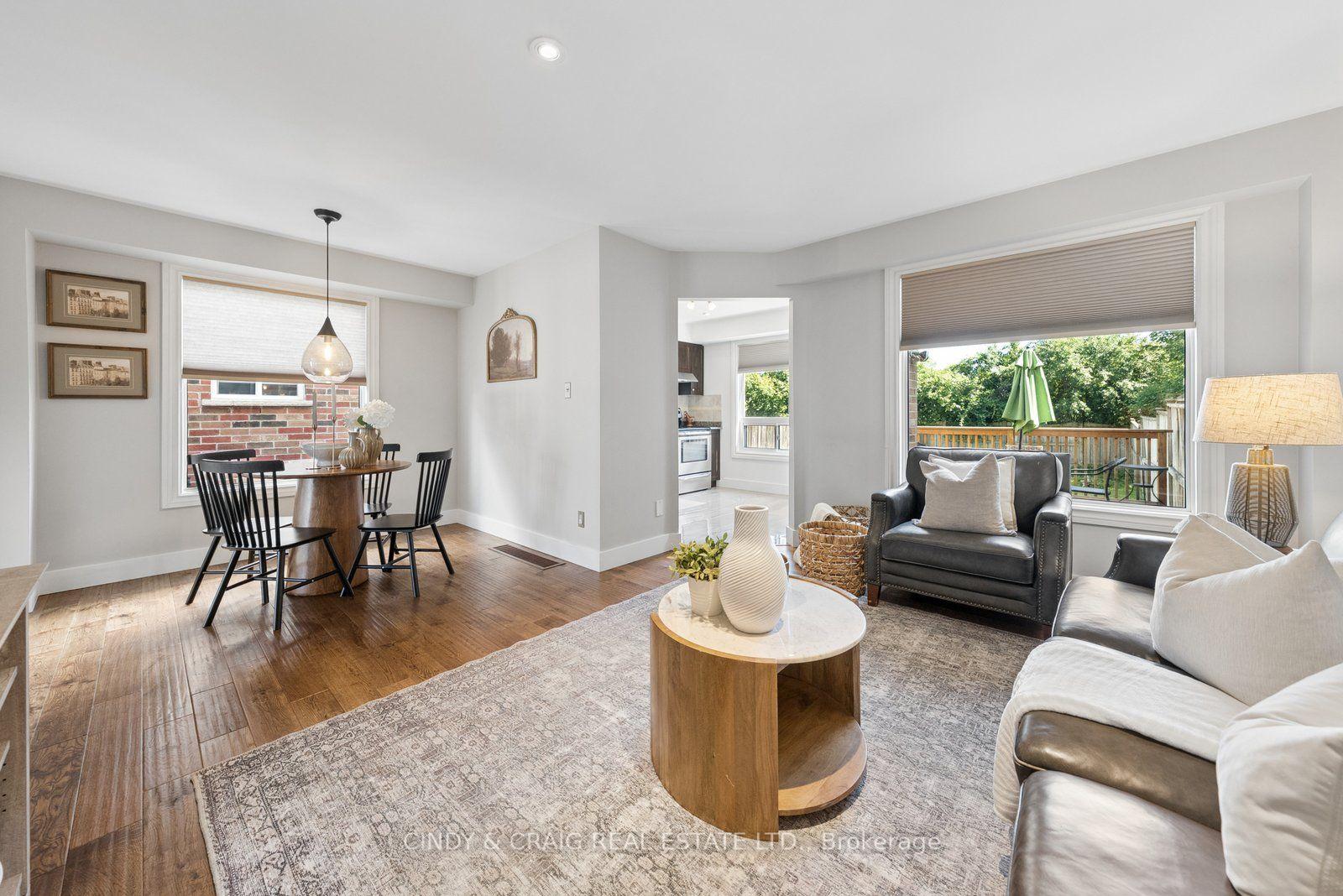 Photo 11 of 47 Wade Square, Clarington, Courtice — HOMEH