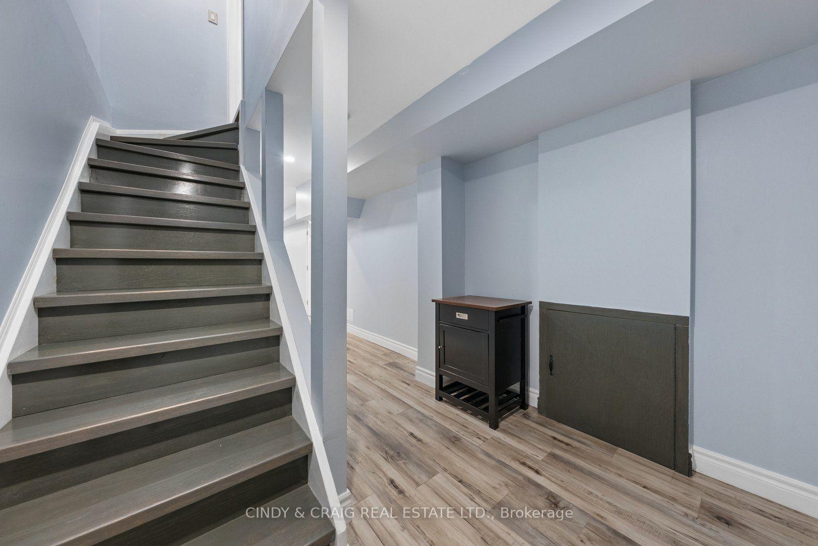 Photo 32 of 47 Wade Square, Clarington, Courtice — HOMEH