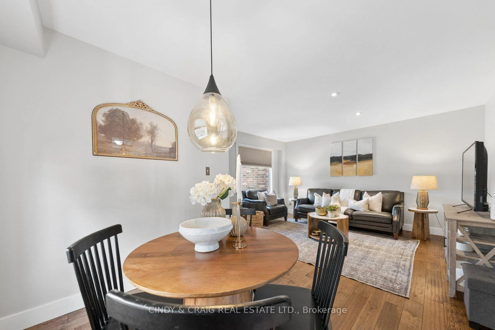 Photo 12 of 47 Wade Square, Clarington, Courtice — HOMEH