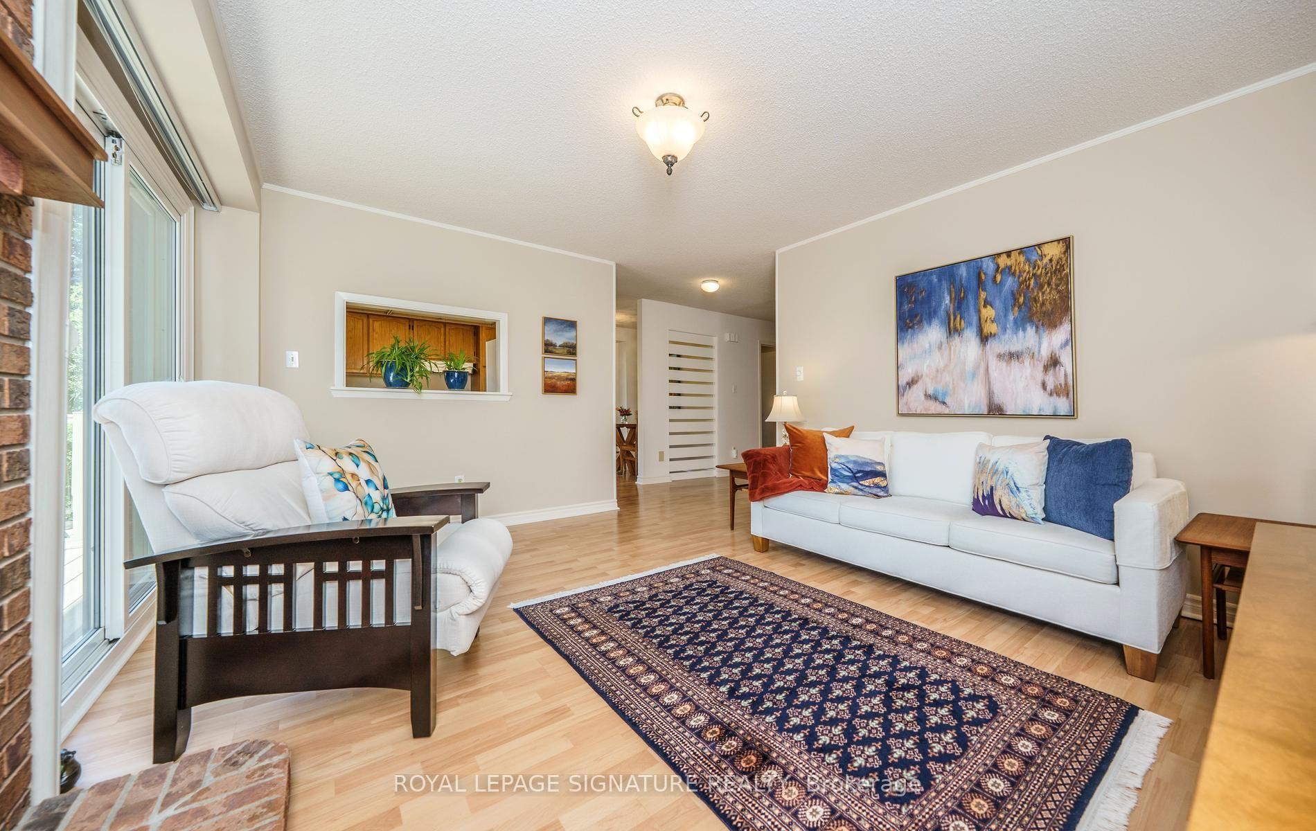 Photo 9 of 36 Chiefswood Square, Scarborough, Steeles — HOMEH