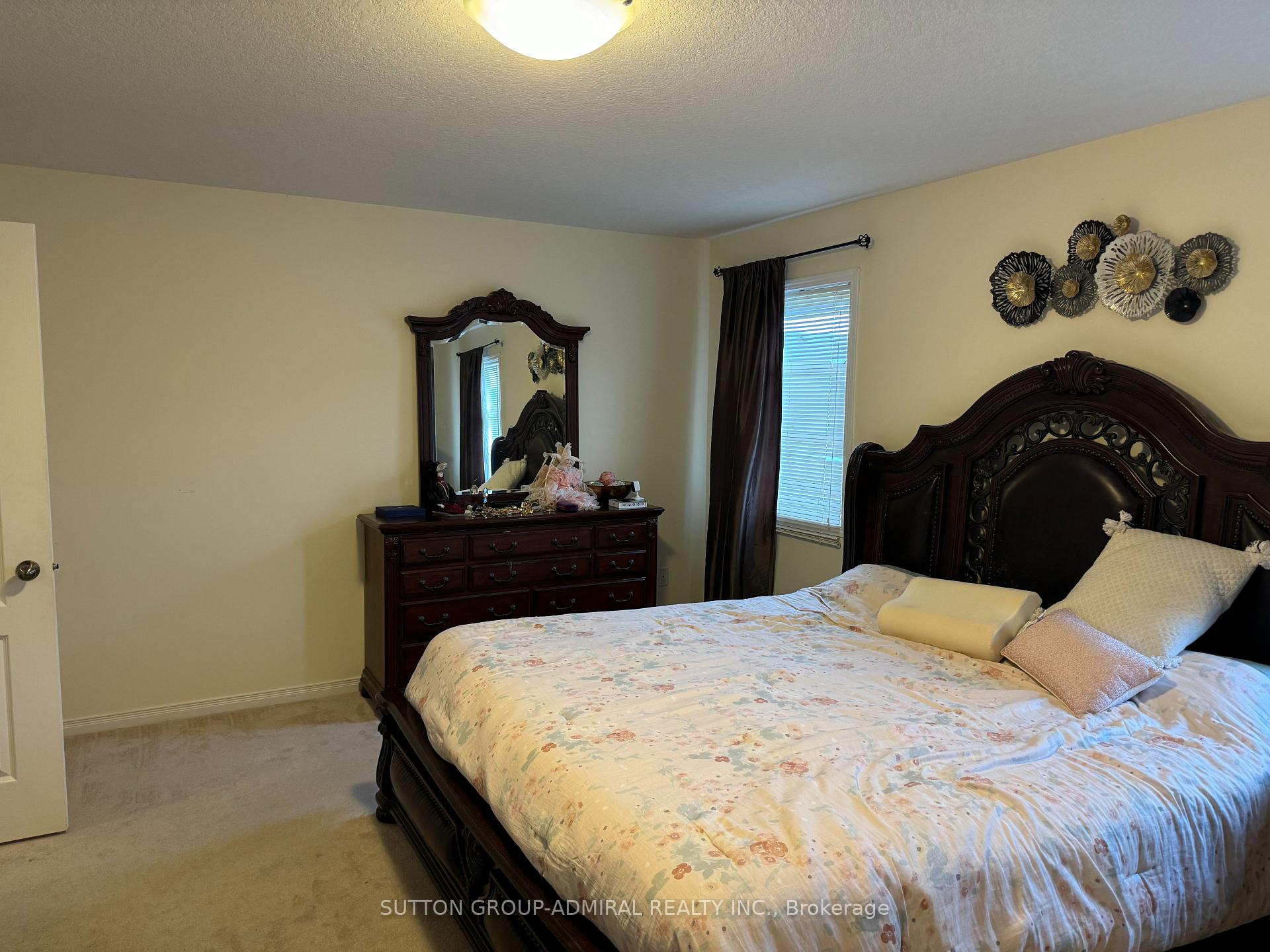 Photo 14 of 129 Whitwell Way, Hamilton, Binbrook — HOMEH