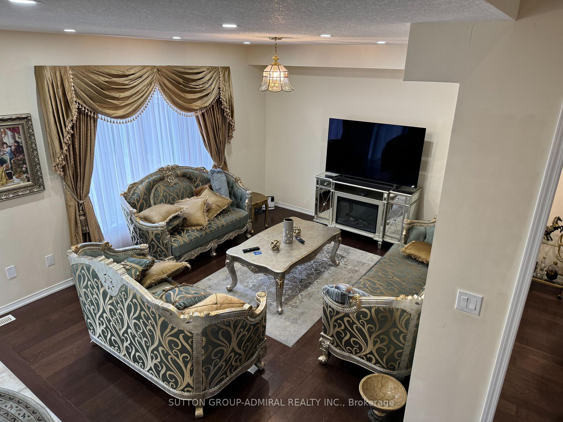 Photo 22 of 129 Whitwell Way, Hamilton, Binbrook — HOMEH