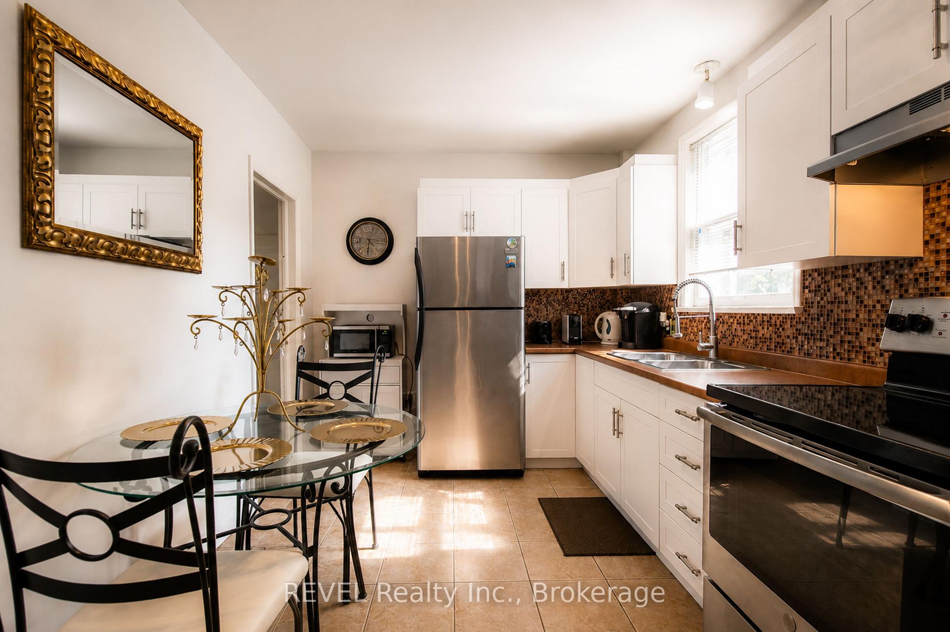 Photo 11 of 193 Ontario Street, St. Catharines, Downtown — HOMEH