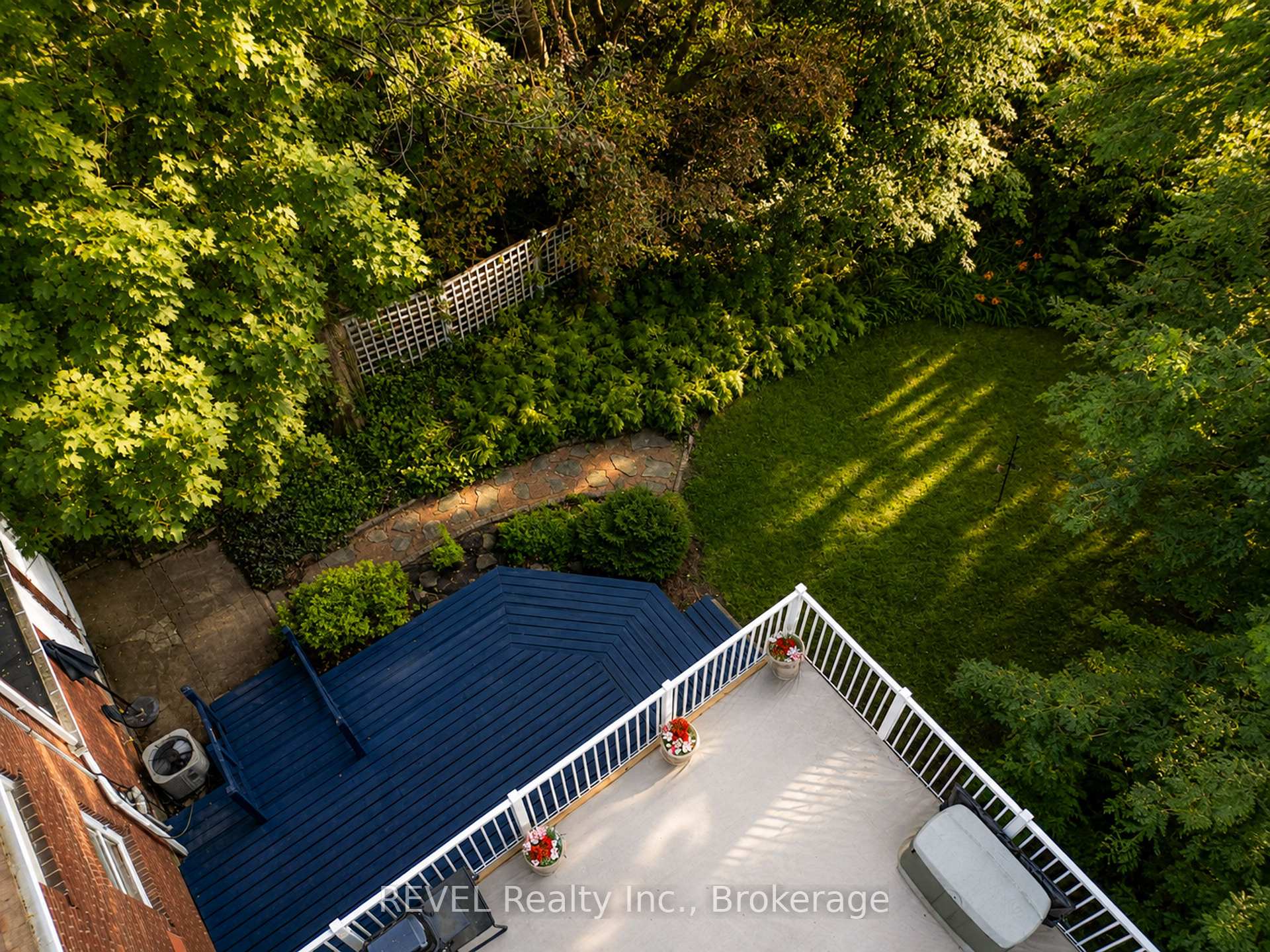 Photo 38 of 193 Ontario Street, St. Catharines, Downtown — HOMEH