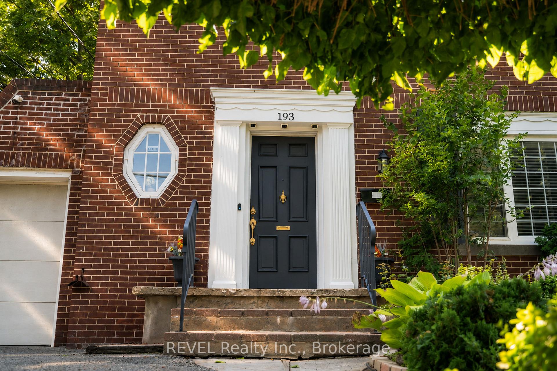 Photo 5 of 193 Ontario Street, St. Catharines, Downtown — HOMEH