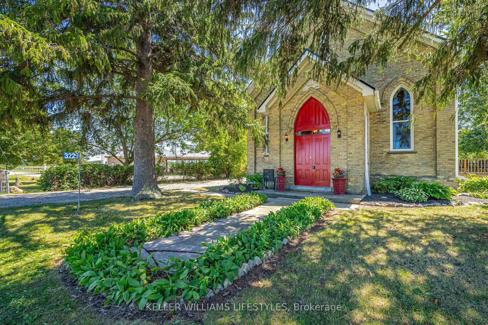 Photo 3 of 3229 McGillivray Drive, North Middlesex, Rural North Middlesex — HOMEH