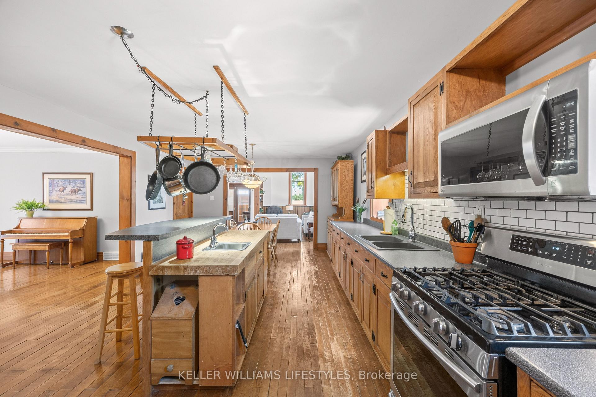 Photo 19 of 3229 McGillivray Drive, North Middlesex, Rural North Middlesex — HOMEH
