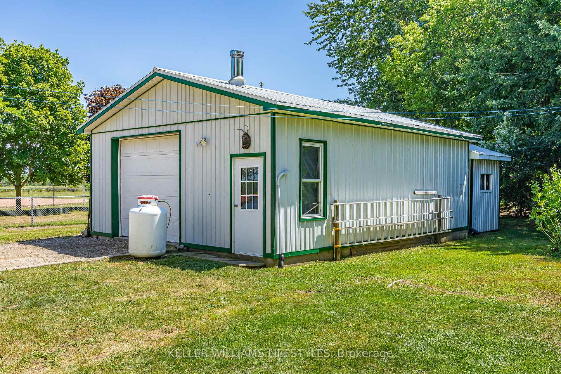 Photo 36 of 3229 McGillivray Drive, North Middlesex, Rural North Middlesex — HOMEH