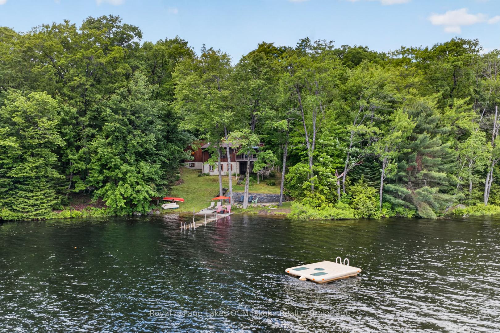 Photo 2 of 1008 Seven Dwarfs Crescent, Bracebridge, Oakley — HOMEH