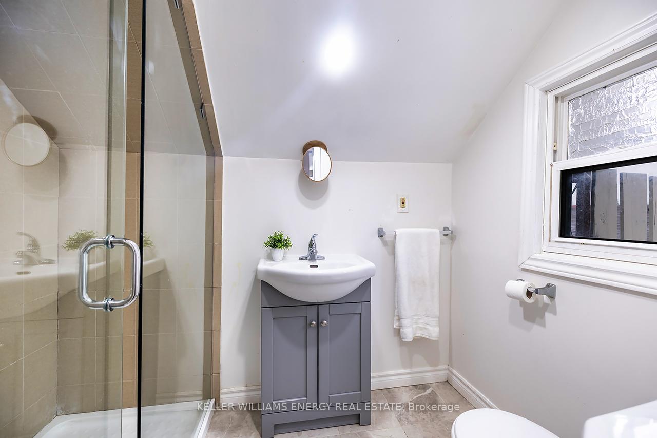 Photo 43 of 801 Gordon Street, Oshawa, Lakeview — HOMEH