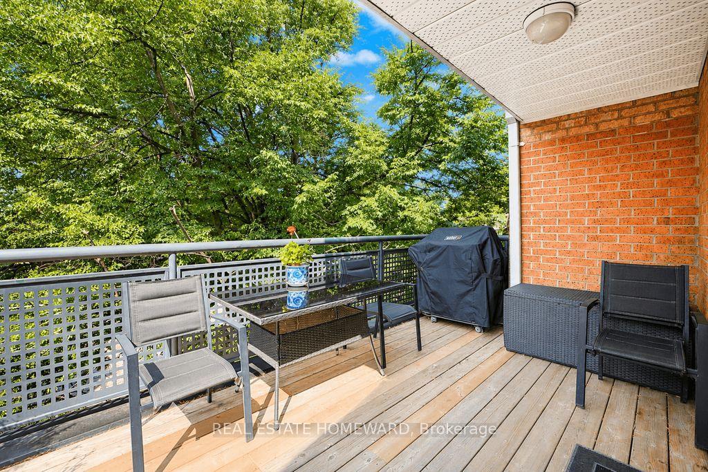 Photo 13 of Unit 304, 1941 Queen Street E, Toronto, The Beaches — HOMEH